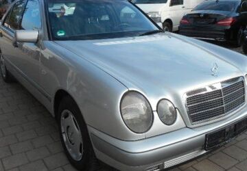 Mercedes-Benz E 290 284.400 km 5.222 &euro; Ernsgaden 85119