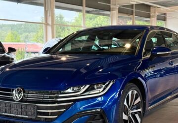 VW Arteon 143.500 km 22.999 &euro; Mainburg 84048