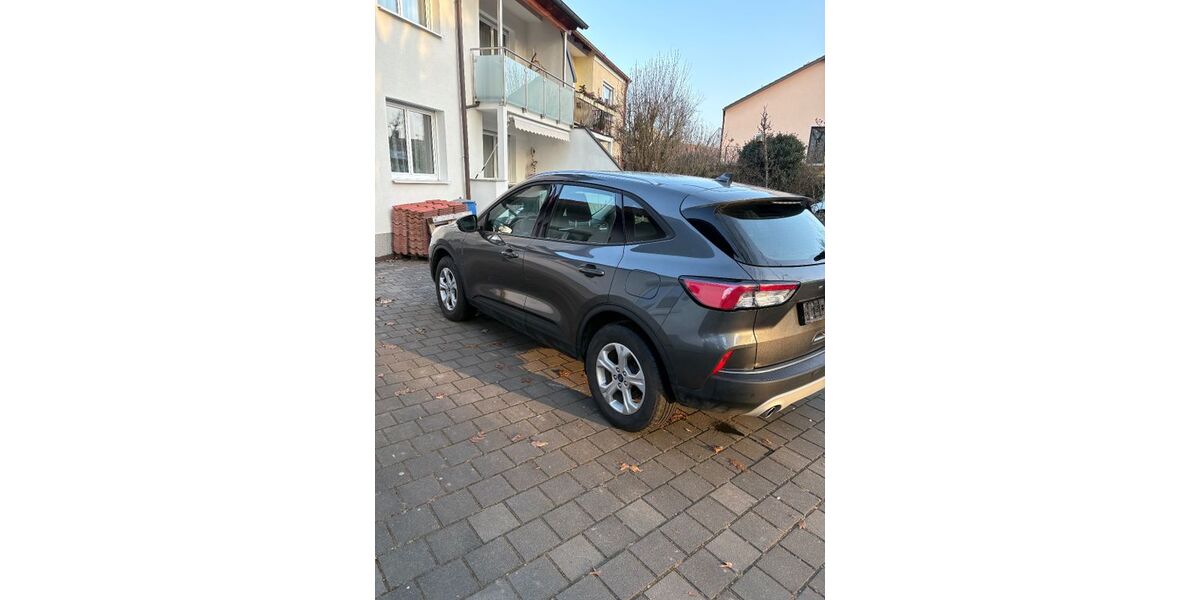 Ford Kuga 41.500 km 21.200 &euro; Ingolstadt 85057