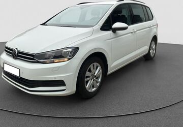 VW Touran 92.600 km 23.750 &euro; Manching 85077