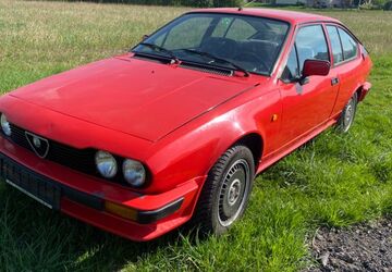 Alfa Romeo GTV 70.340 km 8.000 &euro; Puch 85309