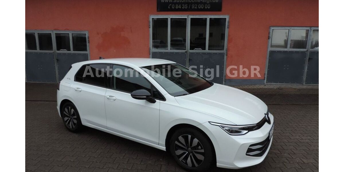 VW Golf 8.700 km 27.900 &euro; Ehekirchen - Hollenbach 86676