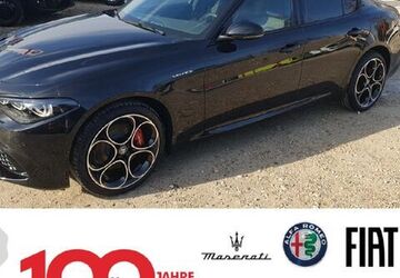 Alfa Romeo Giulia 18.000 km 45.990 &euro; Ingolstadt 85053