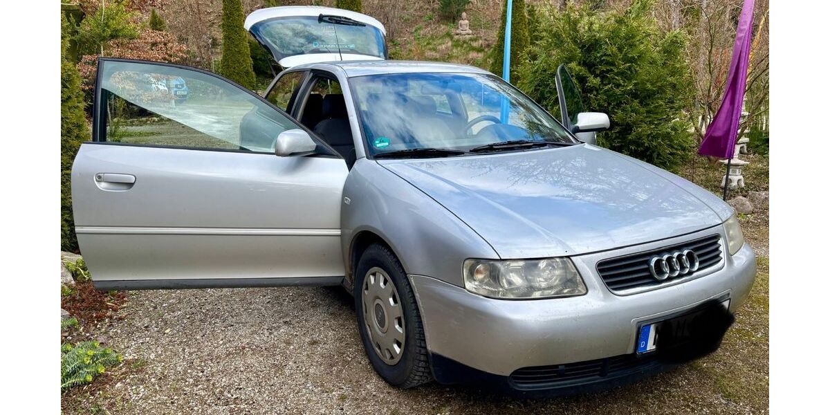 Audi A3 298.100 km 1.299 &euro; Aresing 86561