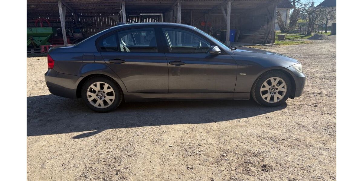 BMW 318 225.000 km 1.850 &euro; Ehekirchen 86676