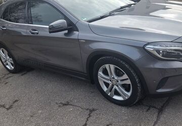 Mercedes-Benz GLA 180 120.000 km 14.950 &euro; Kösching 85092