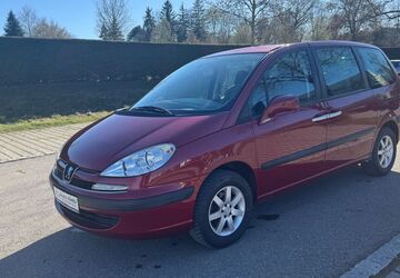 Peugeot 807 195.000 km 2.590 &euro; Pfaffenhofen an der ilm 85276