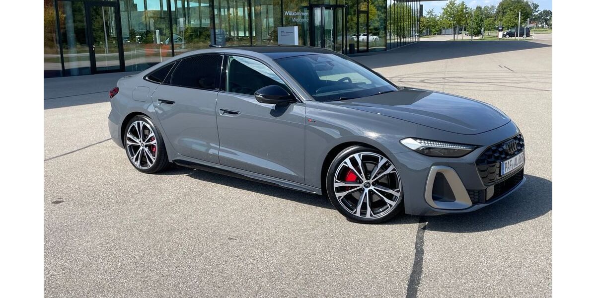 Audi A5 15.000 km 53.000 &euro; Reichertshofen 85084