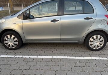 Toyota Yaris 94.803 km 2.750 &euro; Ingolstadt 85057