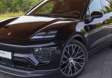 Porsche Macan 9.900 km 82.990 &euro; Ingolstadt 85053