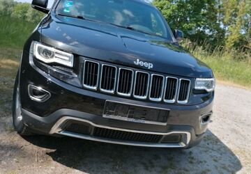 Jeep Grand Cherokee 136.000 km 18.300 &euro; Neustadt an der Donau 93333