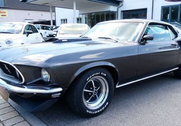 Ford Mustang 97.800 km 88.888 &euro; Manching 85077