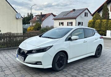 Nissan Leaf 59.000 km 14.950 &euro; Karlskron 85123