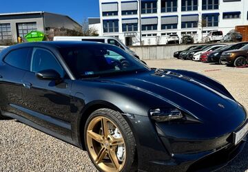 Porsche Taycan 16.800 km 67.499 &euro; Pfaffenhofen an der Ilm 85276