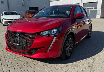 Peugeot 208 34.400 km 14.600 &euro; Neustadt a.d. Donau 93333