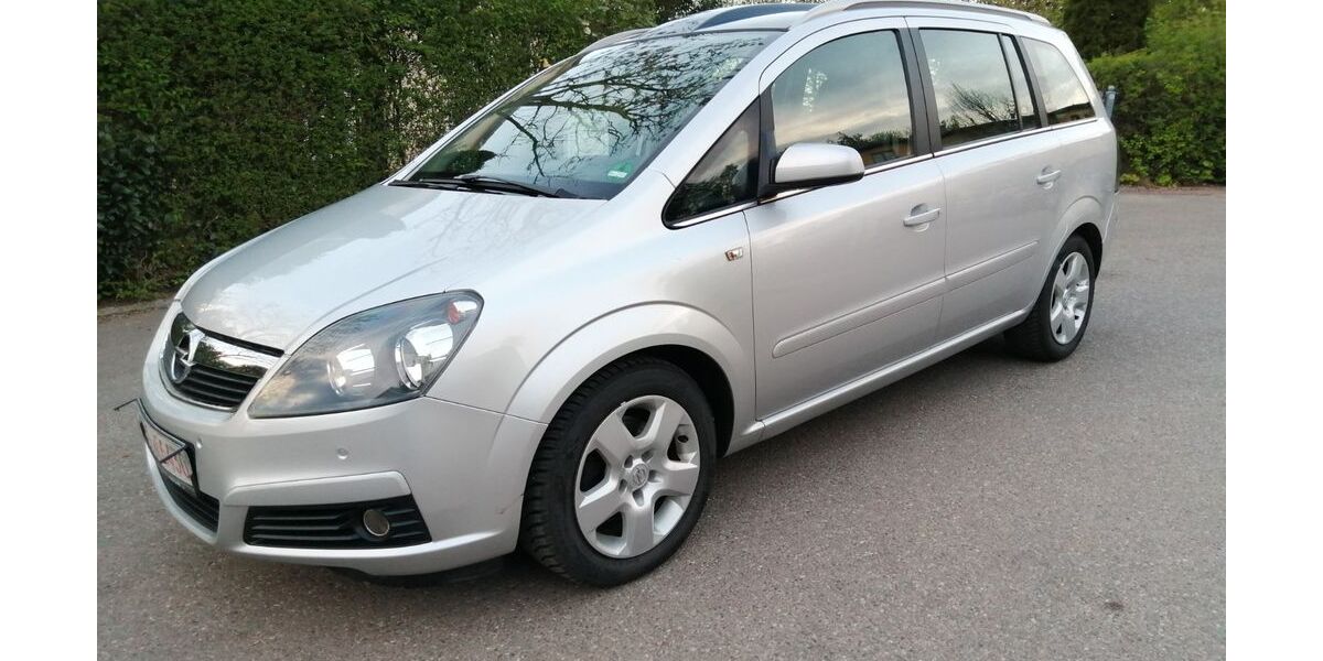 Opel Zafira 103.000 km 6.999 &euro; Pfaffenhofen a.d.Ilm 85276