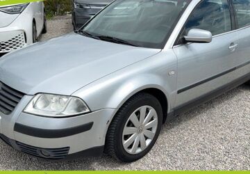 VW Passat 157.700 km 2.170 &euro; Mainburg 84048