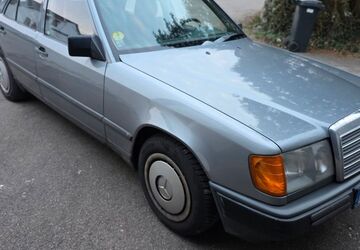 Mercedes-Benz E 250 227.000 km 7.500 &euro; Neustadt an der Donau 93333