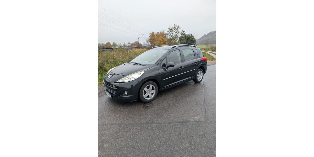 Peugeot 207 108.000 km 3.700 &euro; Wettstetten 85139