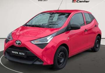 Toyota Aygo 30.720 km 9.950 &euro; Ingolstadt 85055