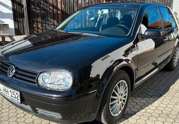 VW Golf 272.000 km 2.250 &euro; Altmannstein 93336