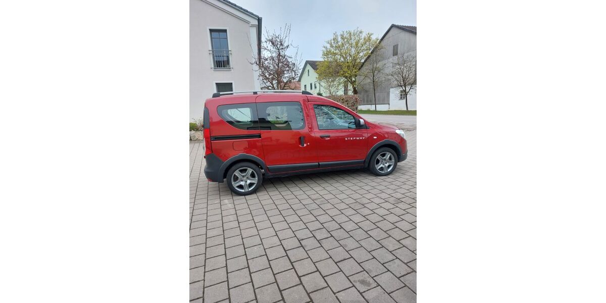 Dacia Dokker 60.000 km 14.400 &euro; Rapperszell 85137
