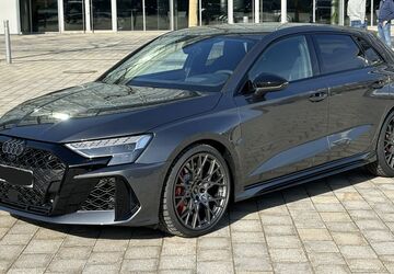 Audi RS3 6.900 km 66.200 &euro; Ingolstadt 85053