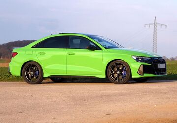 Audi RS3 2.965 km 81.990 &euro; Kösching - Kasing 85092