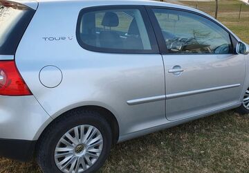 VW Golf 124.500 km 3.499 &euro; Hohenwart 86558