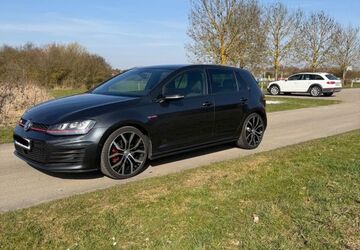 VW Golf 122.000 km 13.500 &euro; Ingolstadt 85051