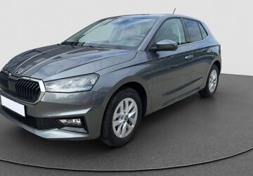 Skoda Fabia 9.990 km 21.350 &euro; Manching 85077