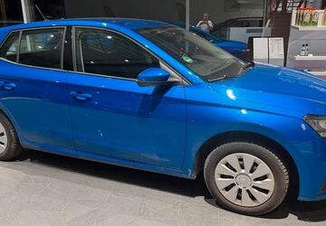 Skoda Fabia 33.500 km 15.700 &euro; Ingolstadt 85055