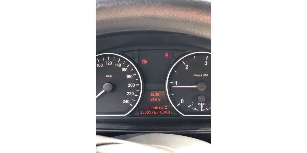 BMW 116 239.780 km 2.650 &euro; Bergheim 86673