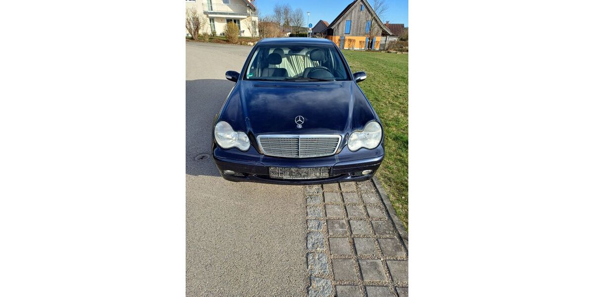 Mercedes-Benz C 220 201.446 km 1.000 &euro; Altmannstein 93336
