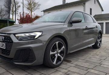 Audi A1 15.528 km 24.990 &euro; Großmehring 85098