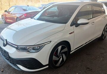 VW Golf 26.800 km 33.850 &euro; Ingolstadt 85053