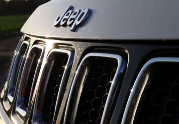Jeep Compass 73.000 km 19.900 &euro; Ingolstadt 85057