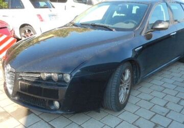 Alfa Romeo 159 225.000 km 1.999 &euro; Ernsgaden 85119
