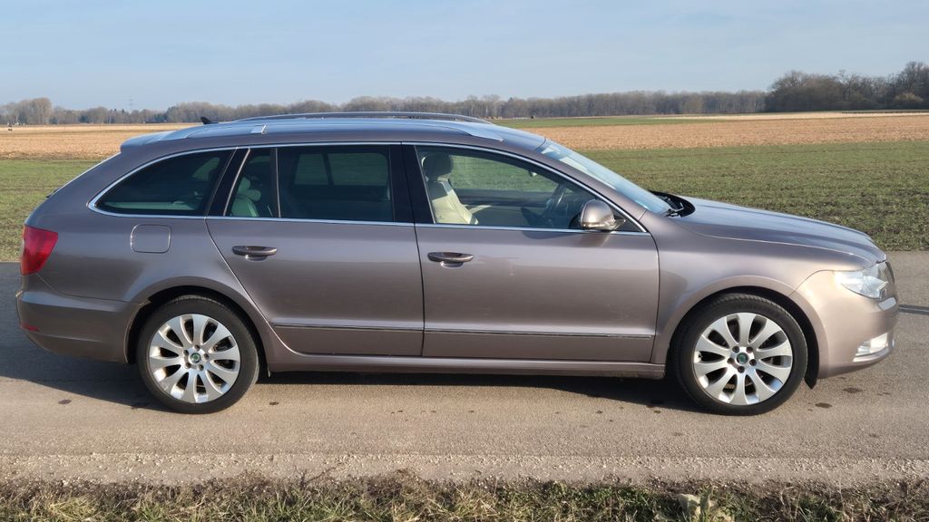 Skoda Superb 204.981 km 7.300 &euro; Ingolstadt 85049