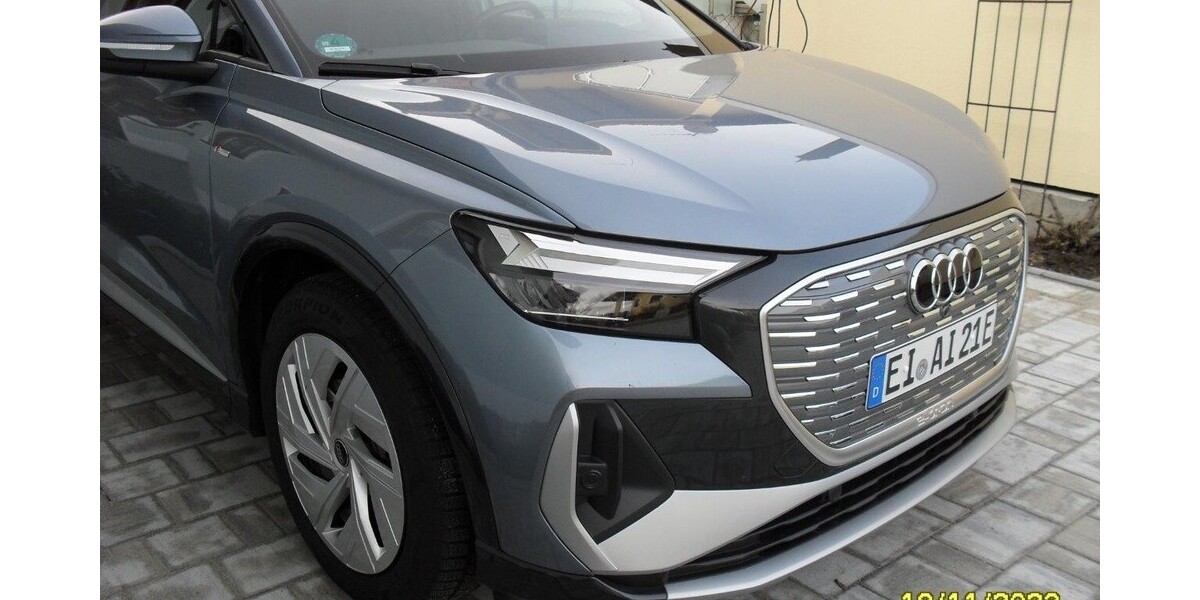 Audi Q4 5.800 km 48.000 &euro; Kösching 85092