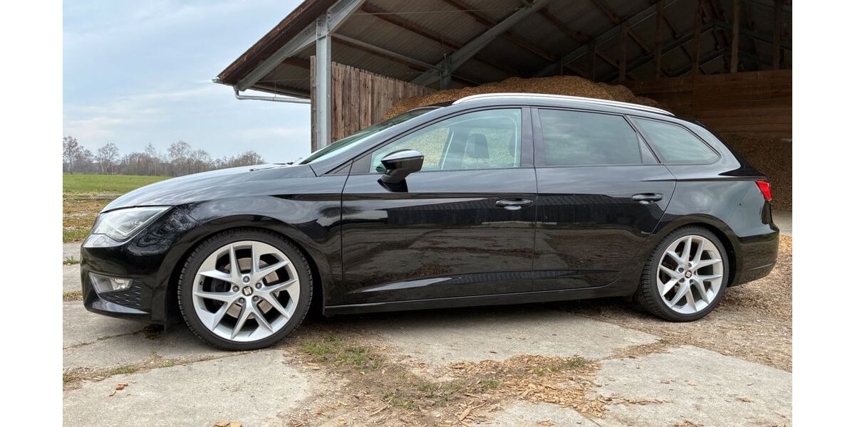 Seat Leon 124.000 km 13.700 &euro; Pörnbach 85309