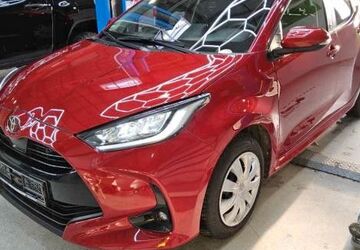 Toyota Yaris 44.310 km 19.500 &euro; Bad Gögging 93333