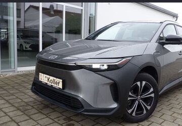 Toyota bZ4X 32.000 km 27.400 &euro; Bad Gögging 93333