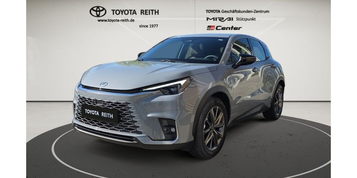 Lexus LBX 2.650 km 36.710 &euro; Pfaffenhofen 85276