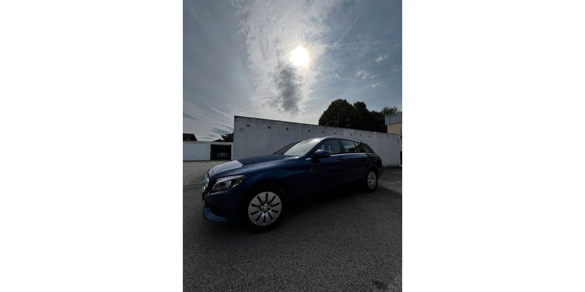 Mercedes-Benz 220 258.000 km 10.500 &euro; Ingolstadt 85049