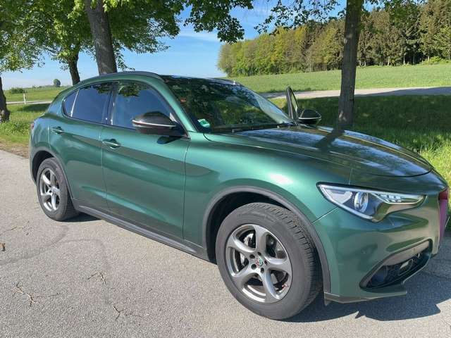Alfa Romeo Stelvio 143.500 km 15.900 &euro; Neustadt a.d.Donau, St 93333