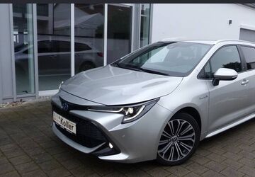 Toyota Corolla 160.000 km 19.900 &euro; Bad Gögging 93333