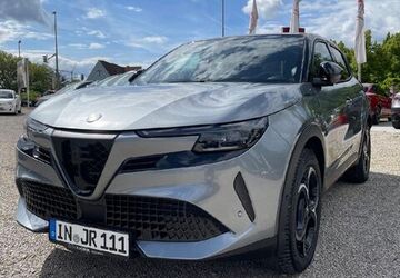 Alfa Romeo Junior 7.500 km 27.990 &euro; Ingolstadt 85053
