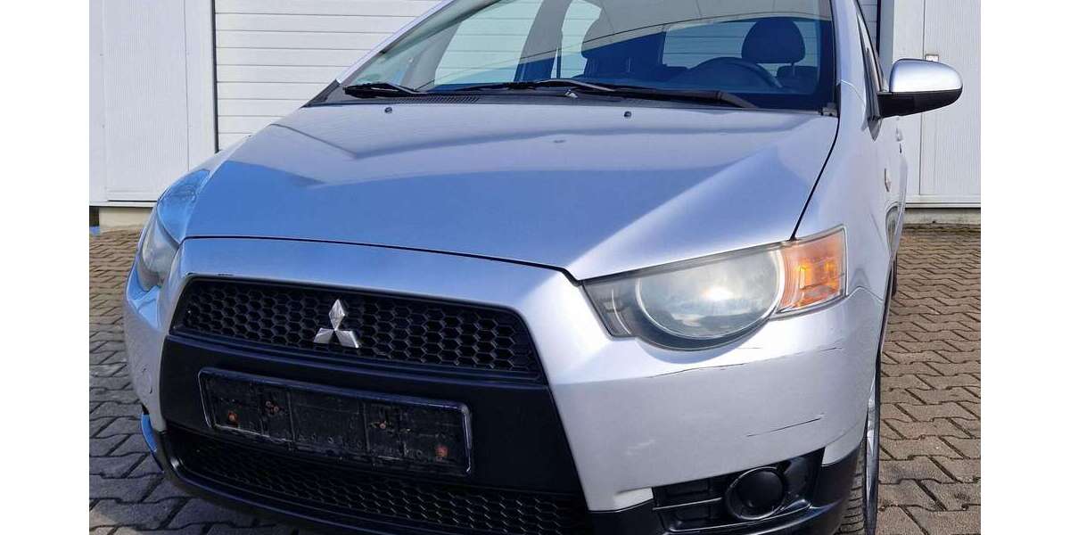Mitsubishi Colt 140.688 km 2.499 &euro; Pfaffenhofen an der Ilm 85276