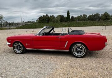 Ford Mustang 45.200 km 38.500 &euro; Neustadt a.d.Donau 93333